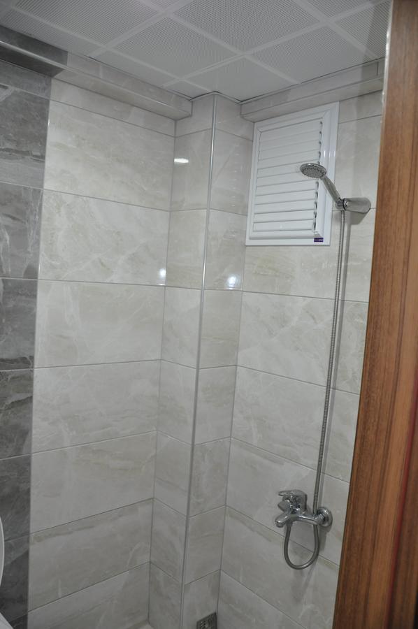 Hotel Altug Isparta Bagian luar foto